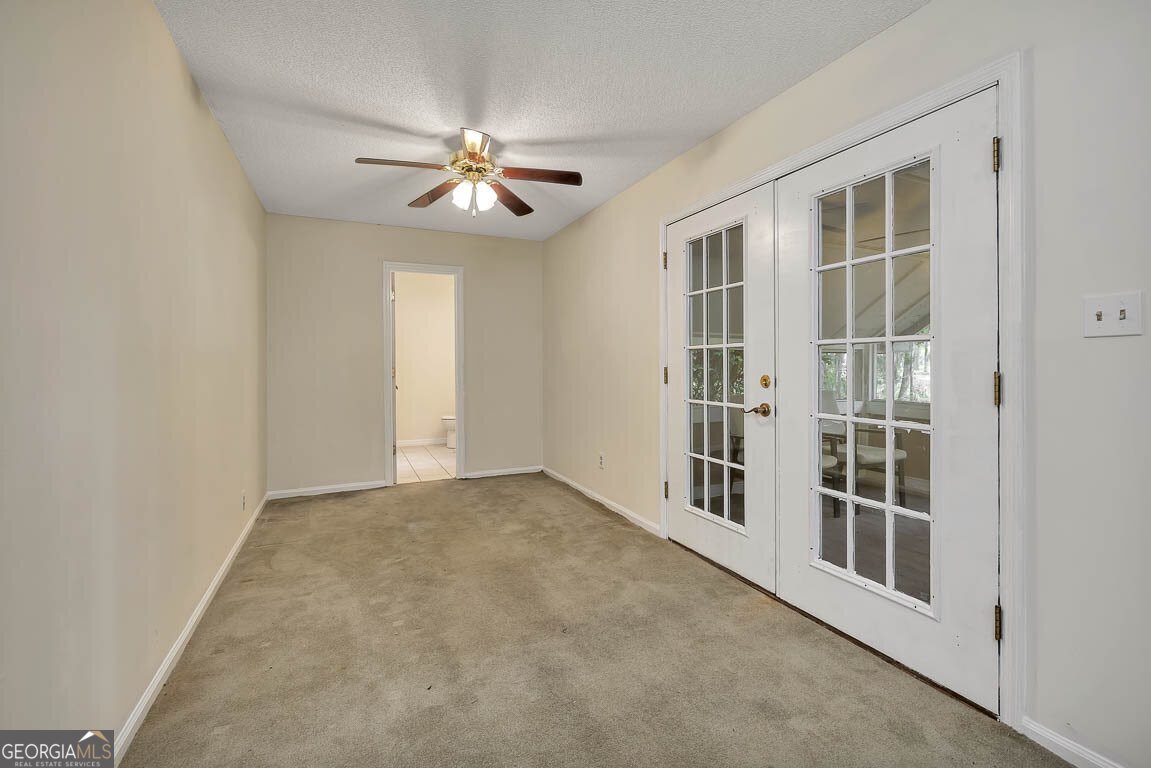 8 London Hill Road Woodbine - 17