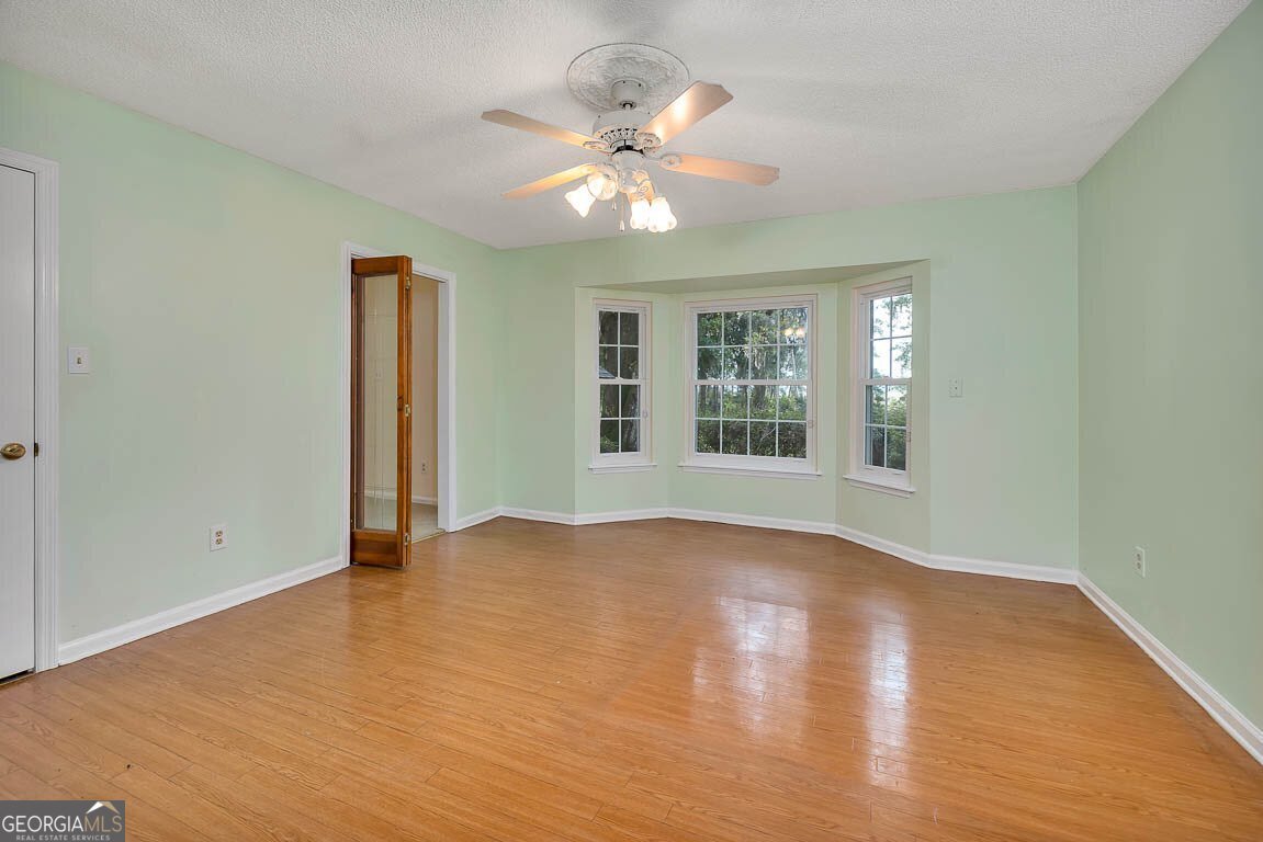 8 London Hill Road Woodbine - 19