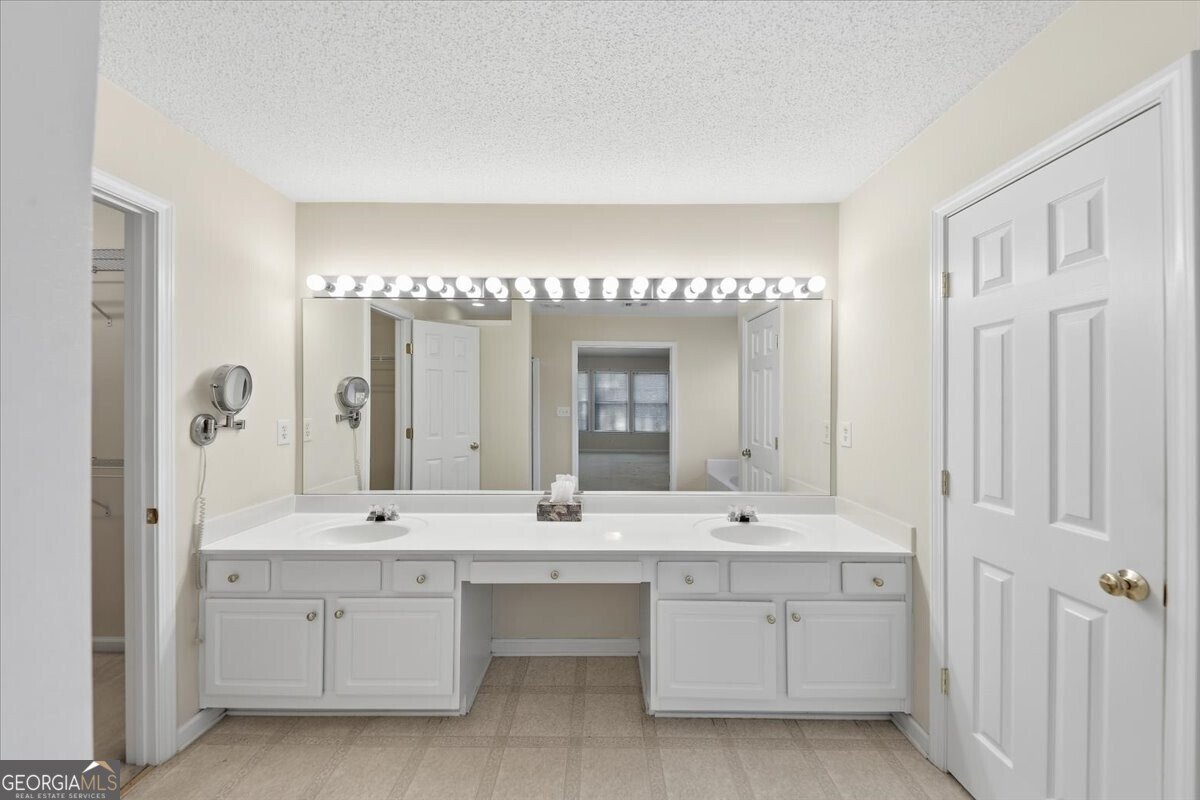 510 Keeneland Avenue Woodstock - 17