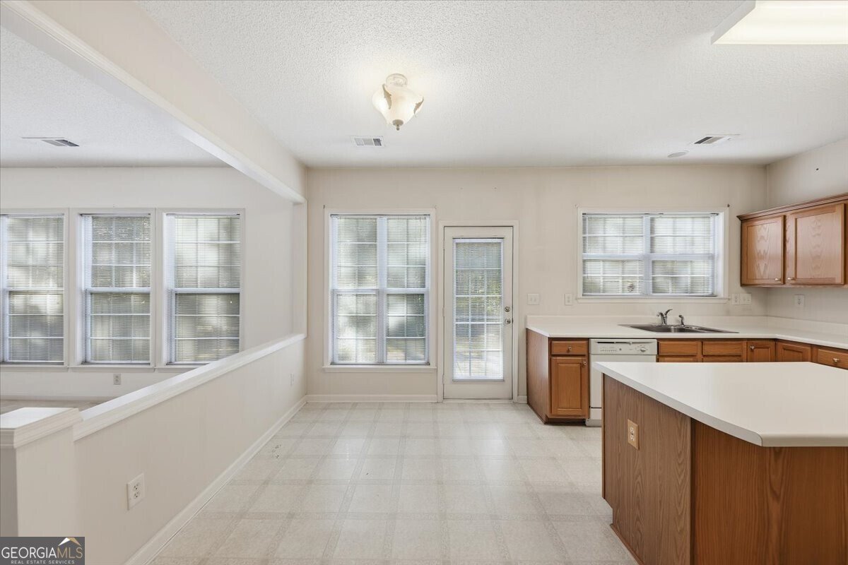 510 Keeneland Avenue Woodstock - 9