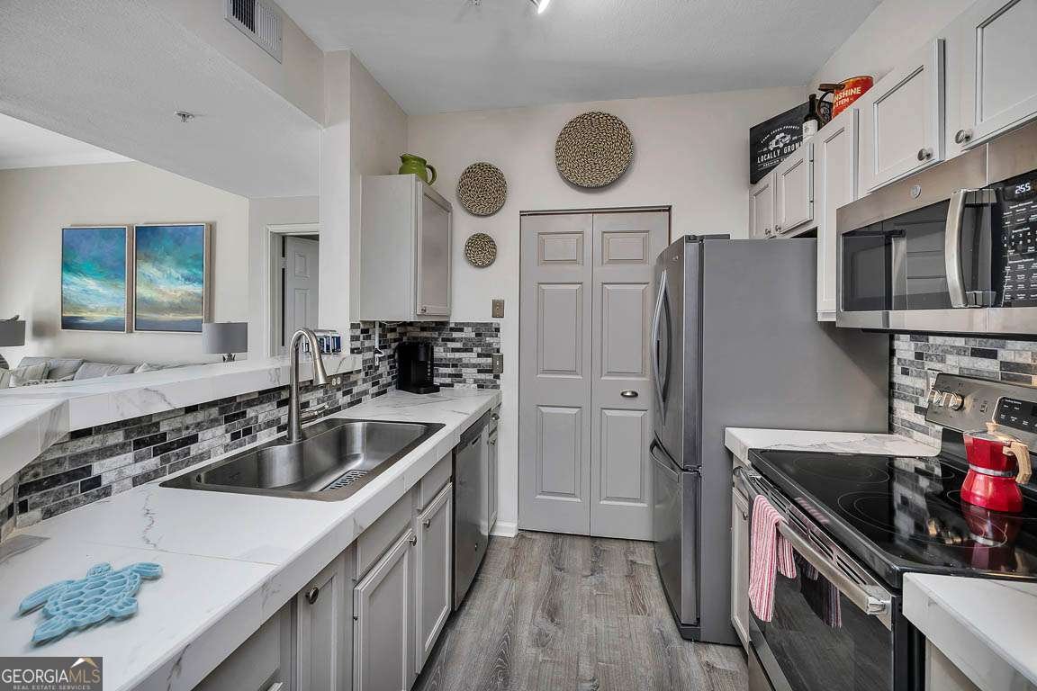 1704 Frederica Road St. Simons - 8