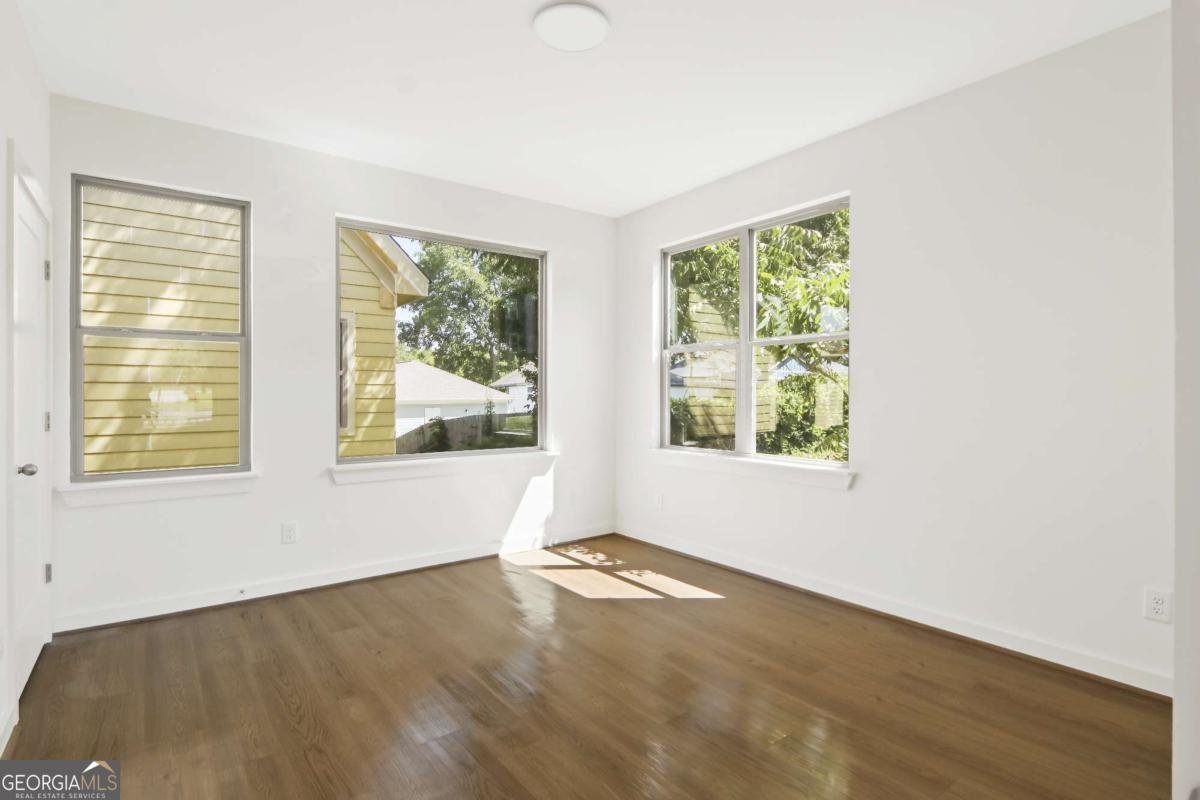 1070 Dill Avenue Atlanta - 5