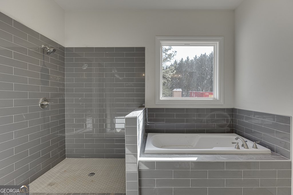 8135 Heardsville Court Cumming - Photo 23