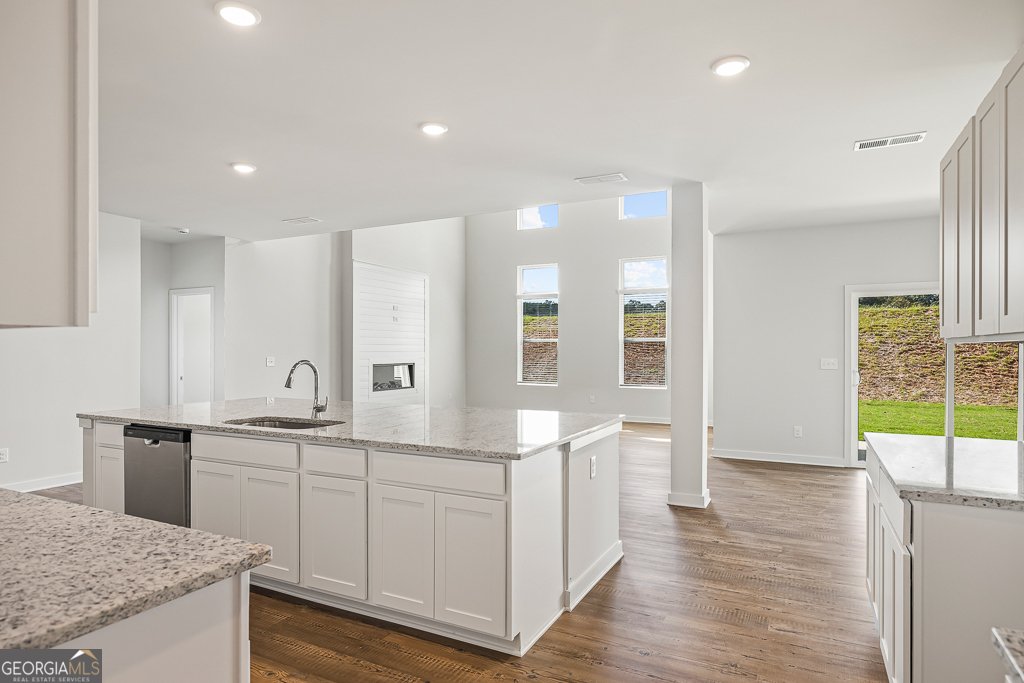 7470 QUINN Court Dawsonville - 8