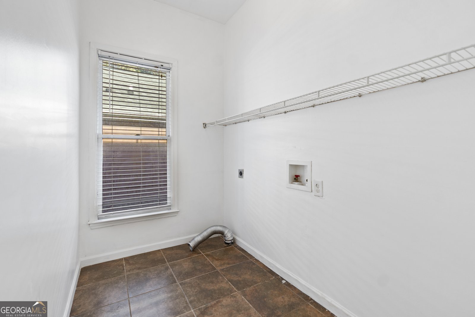 989 Peeples Street Atlanta - 2