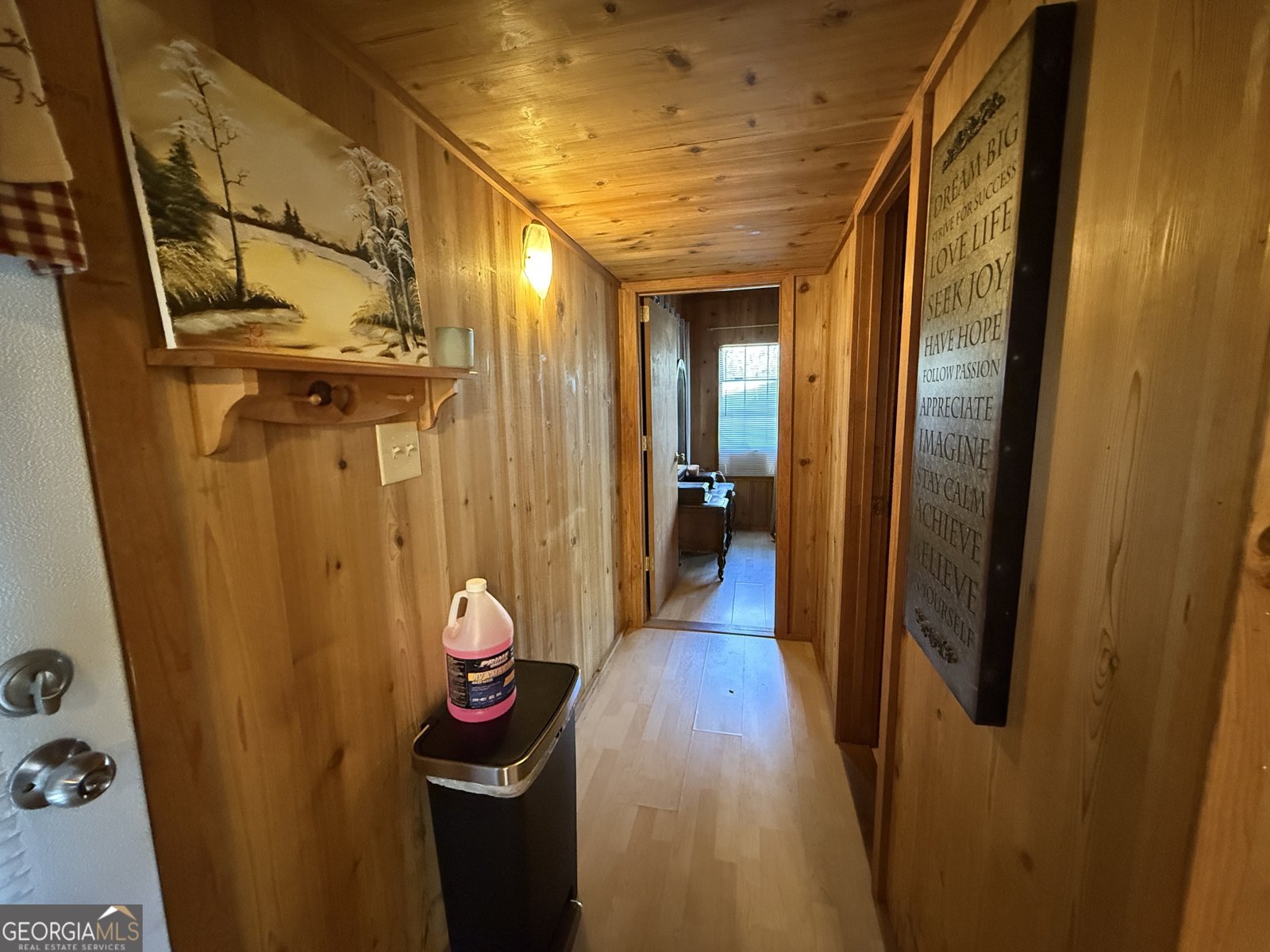 101 Cindy Pkwy Cleveland - 16