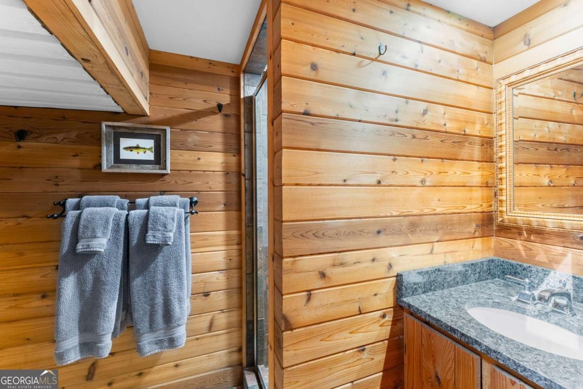 6615 Happy Hollow Trail Gainesville - 32