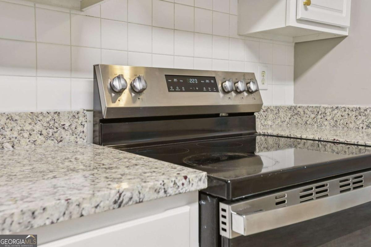 2415 Hamilton Parc Lane Buford - 11