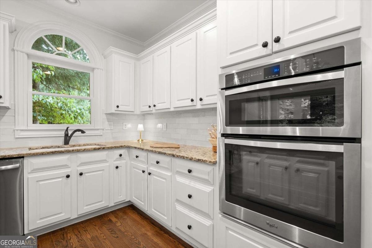 201 Devonshire Court Canton - 19