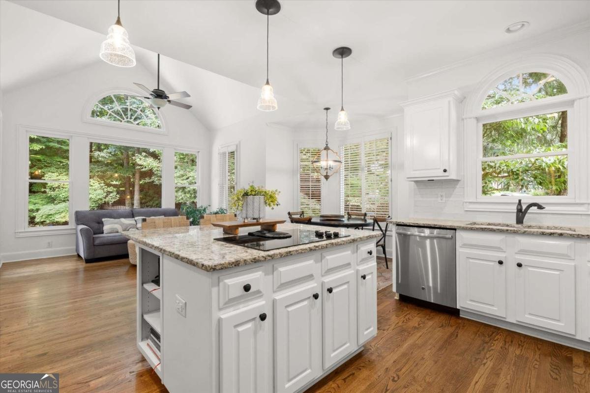 201 Devonshire Court Canton - 20