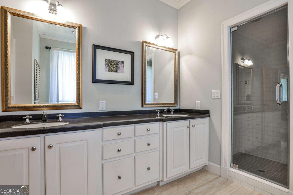 2837 Hills Drive Atlanta - 17