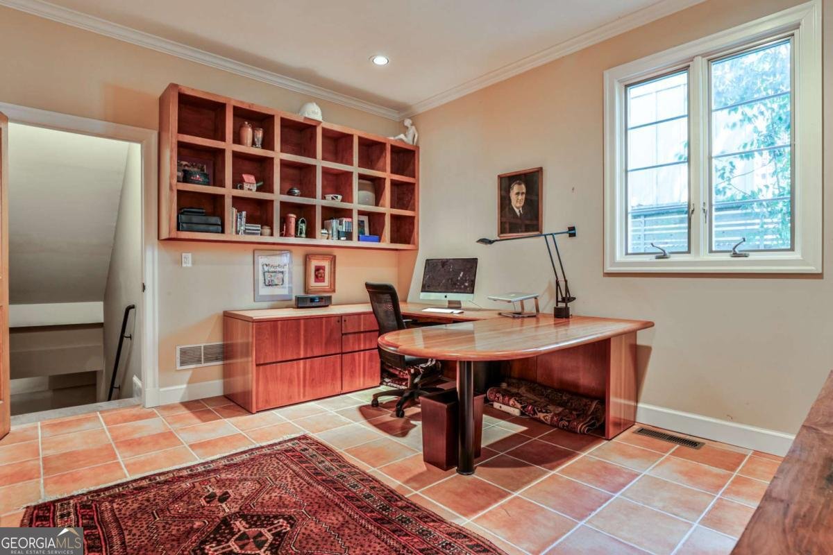 2837 Hills Drive Atlanta - 18