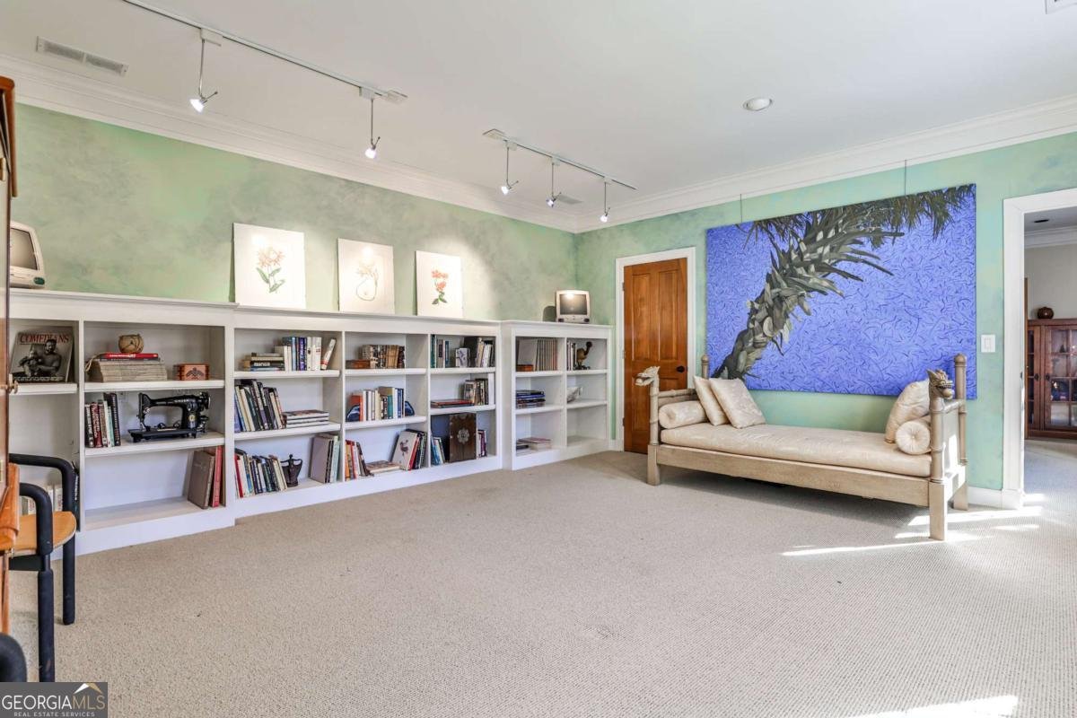 2837 Hills Drive Atlanta - 28