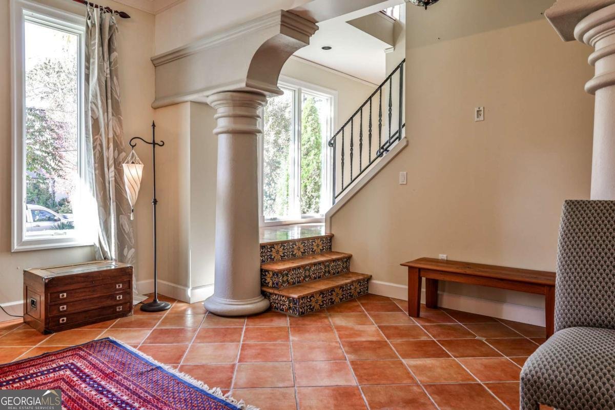 2837 Hills Drive Atlanta - 30