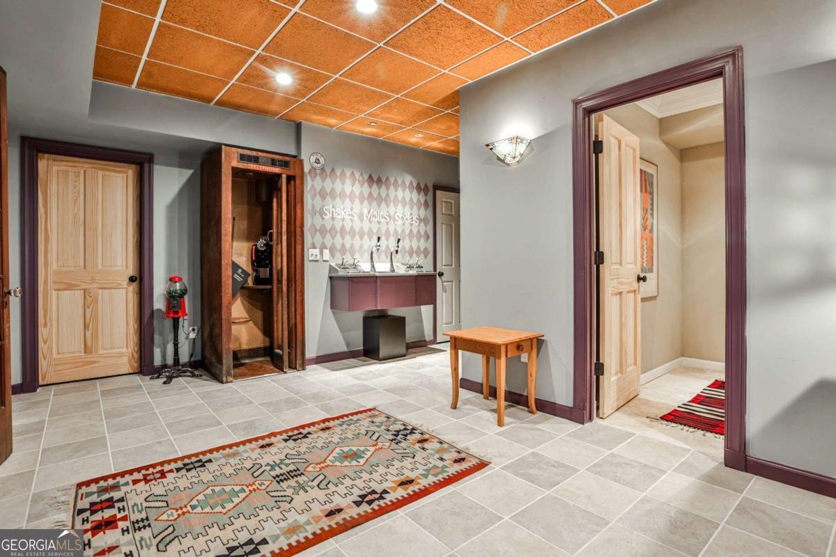 2837 Hills Drive Atlanta - 32