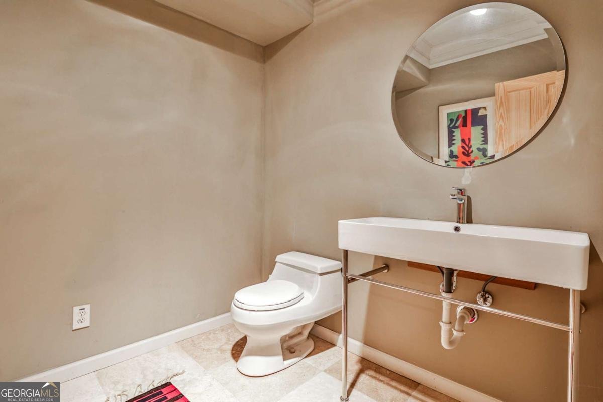 2837 Hills Drive Atlanta - 33