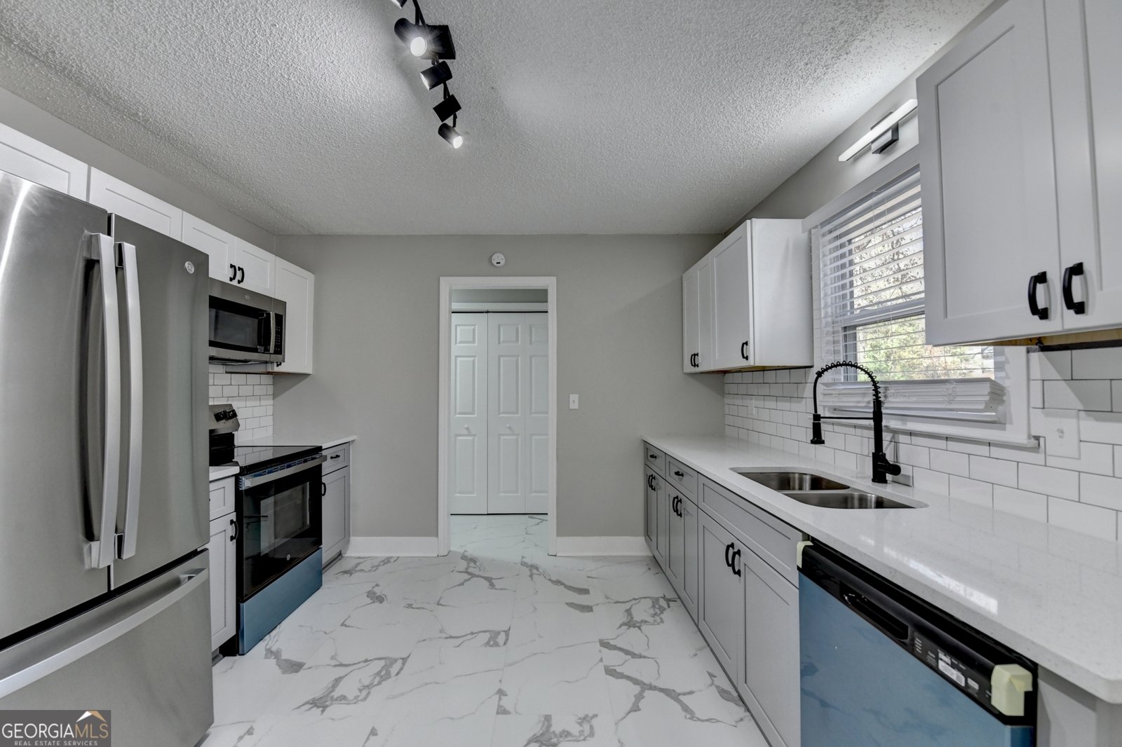 1760 Mountain Ash Court Dacula - 17