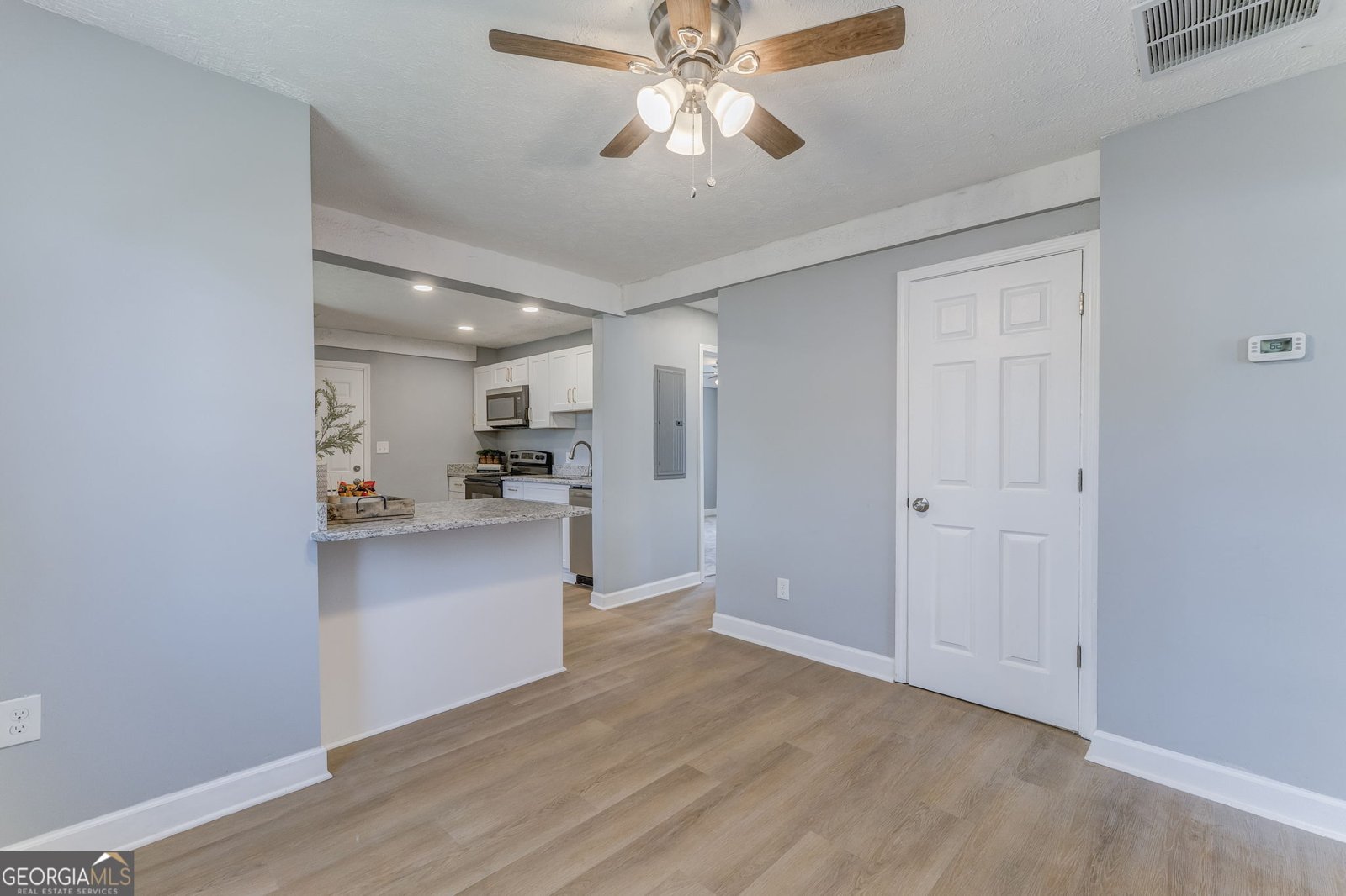 3 Porter Street Rome - 8