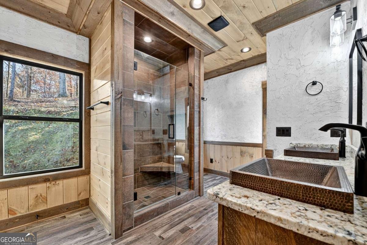 21 Crown Court Ellijay - 14