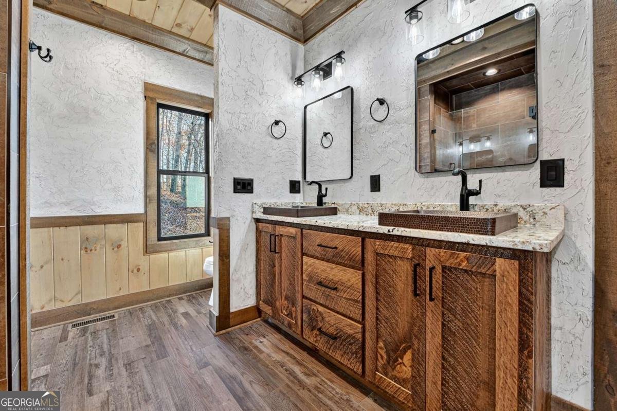 21 Crown Court Ellijay - 15