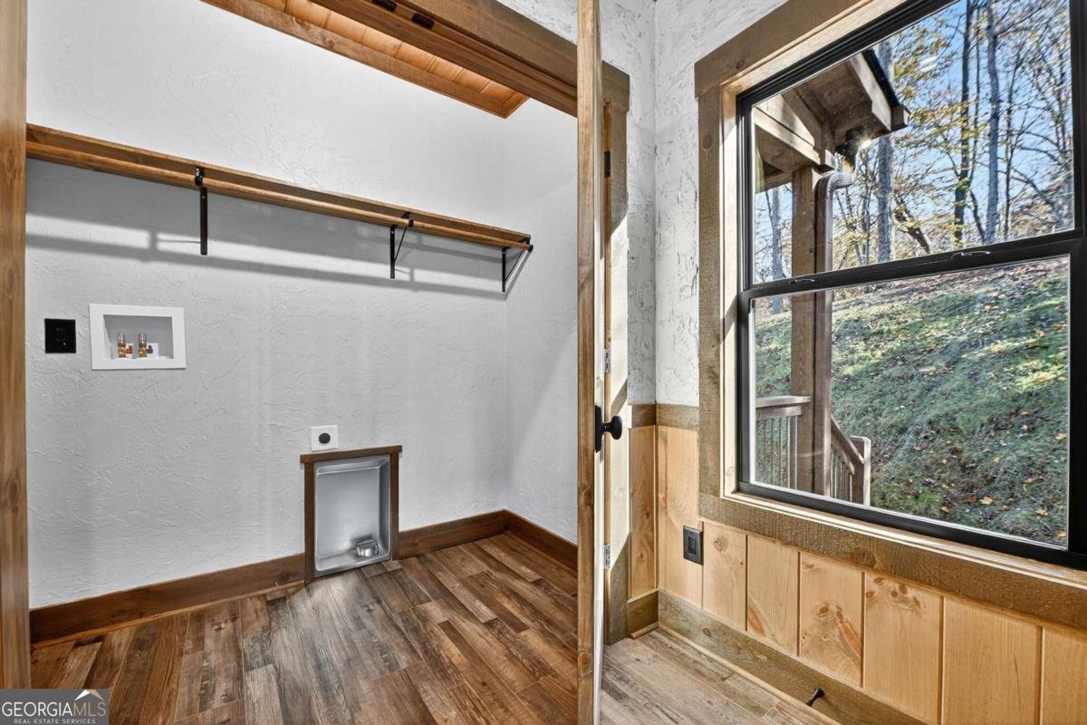 21 Crown Court Ellijay - 25