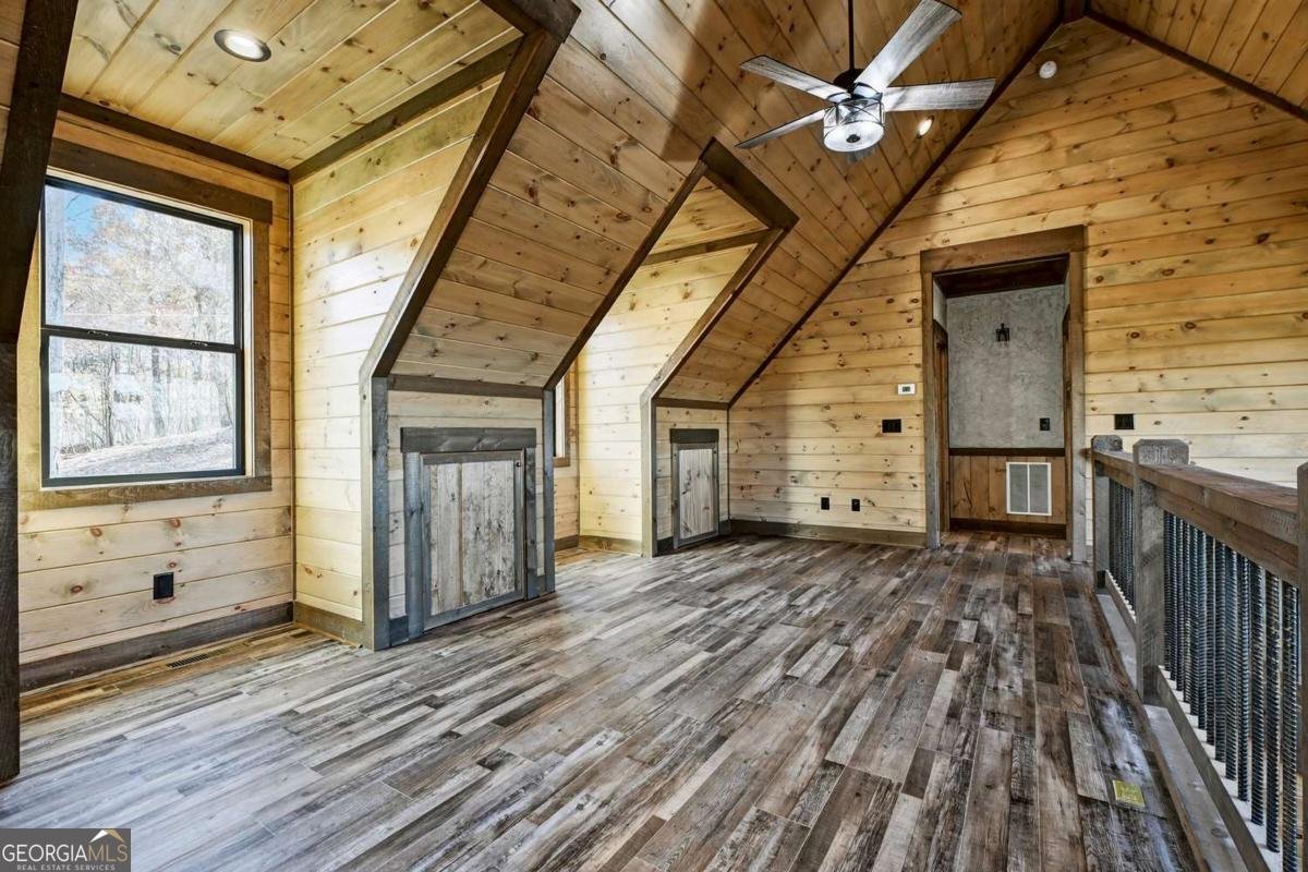 21 Crown Court Ellijay - 29