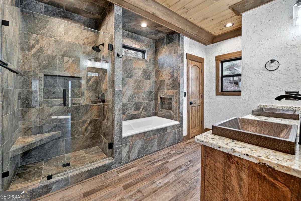 21 Crown Court Ellijay - 35