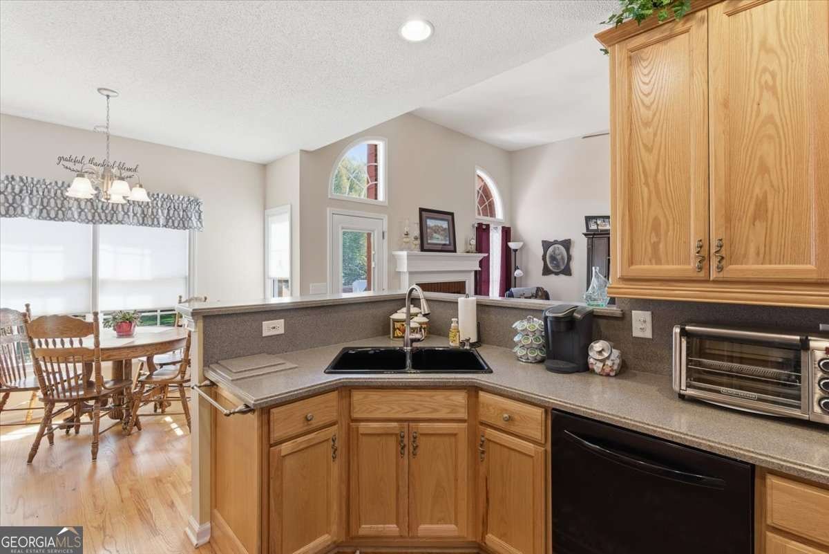 11 Planters Drive Cartersville - 15