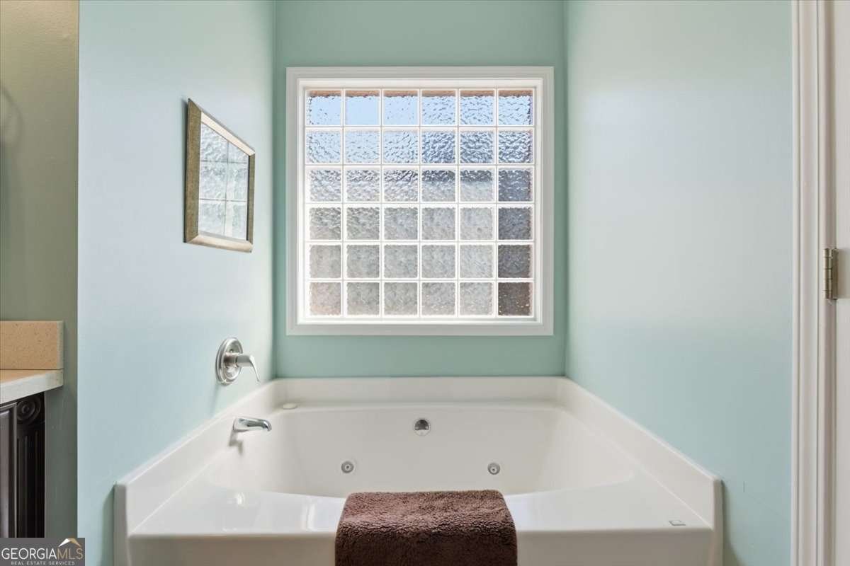 11 Planters Drive Cartersville - 30