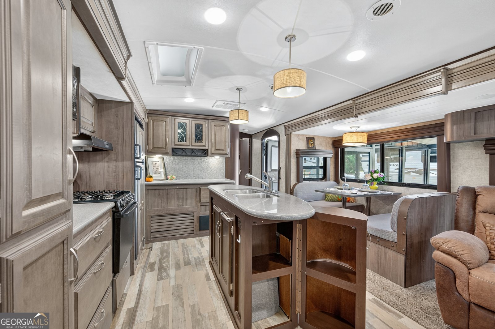 324 Leisure Acres Drive Cleveland - 12