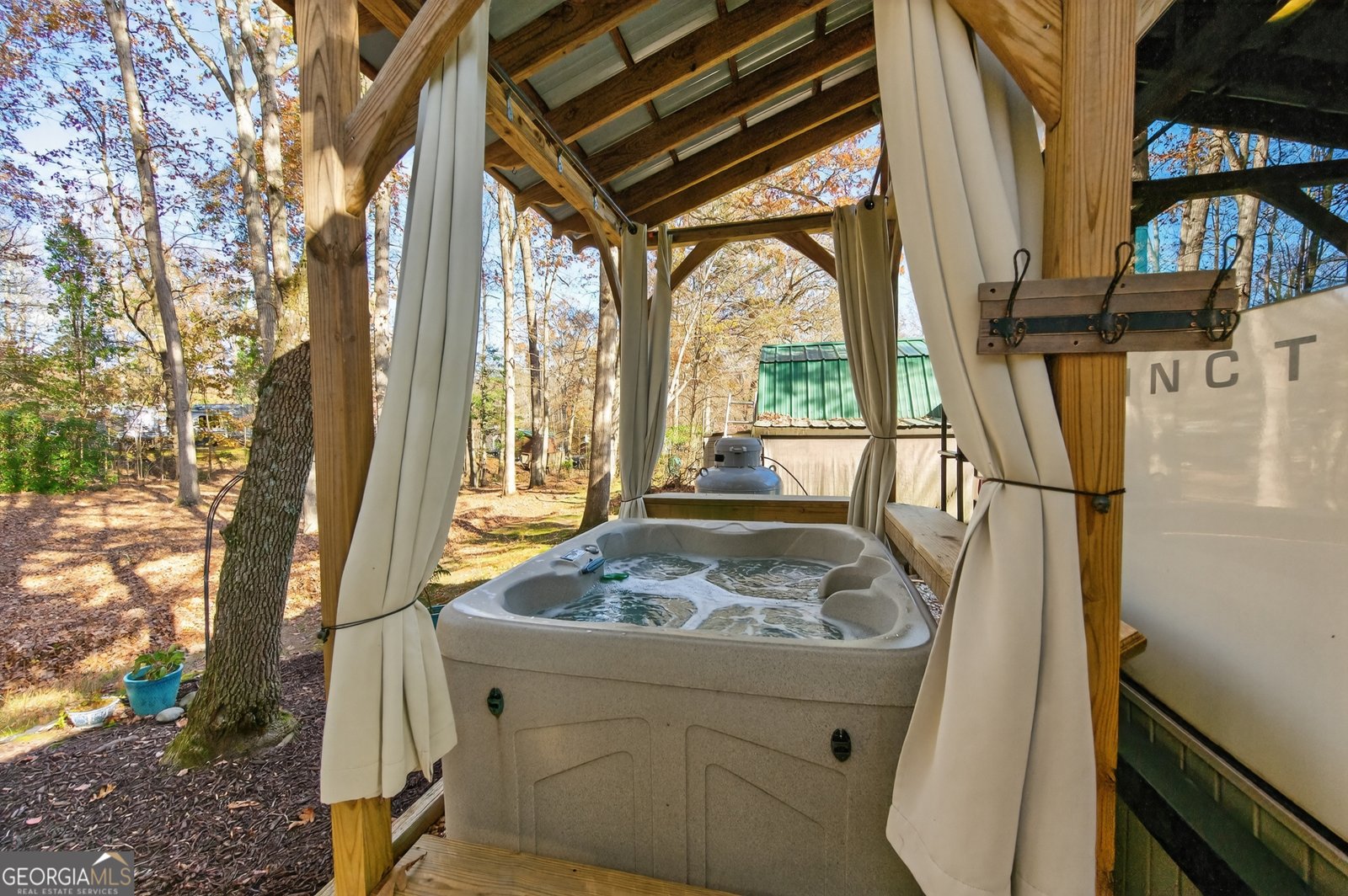 324 Leisure Acres Drive Cleveland - 29