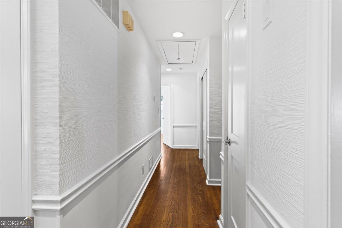 560 Windsor Parkway Atlanta - 18