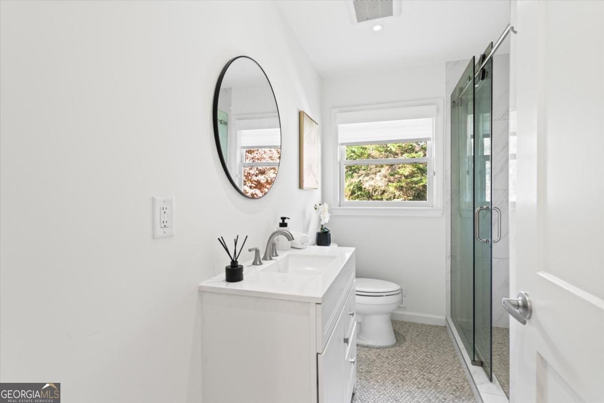 560 Windsor Parkway Atlanta - 20