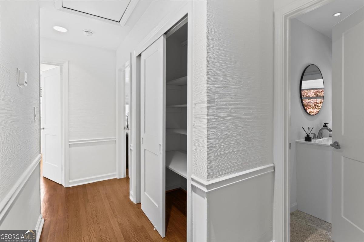 560 Windsor Parkway Atlanta - 22