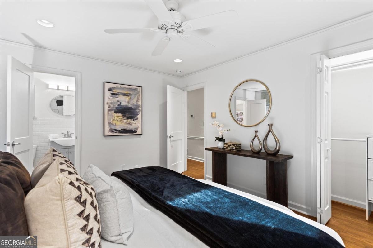 560 Windsor Parkway Atlanta - 25