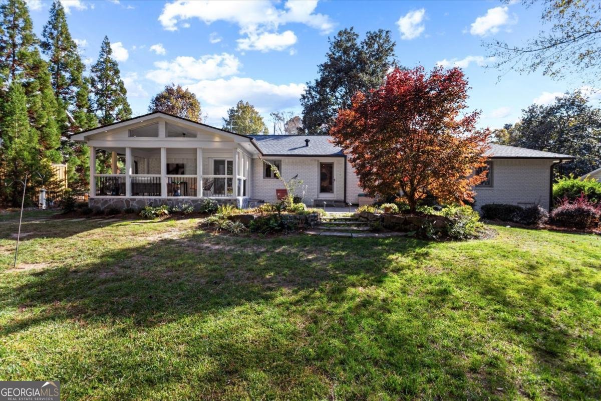 560 Windsor Parkway Atlanta - 40