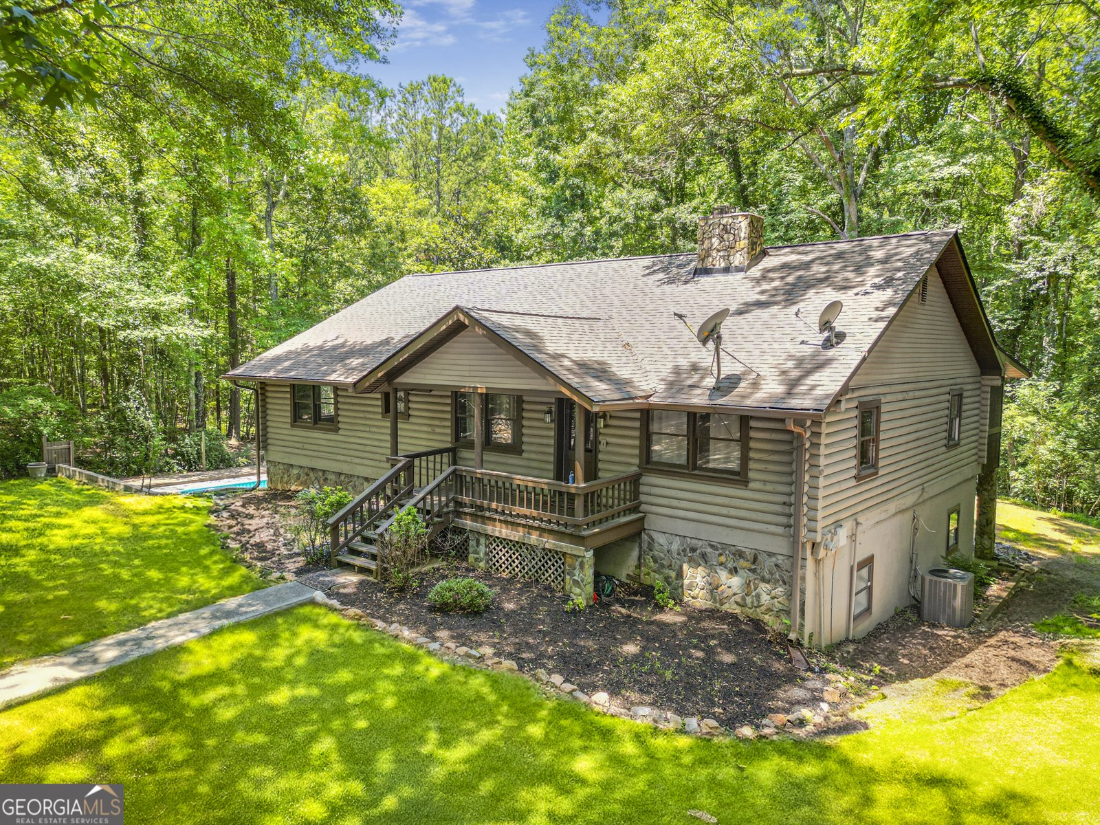 4629 Happy Valley Circle Newnan - 1