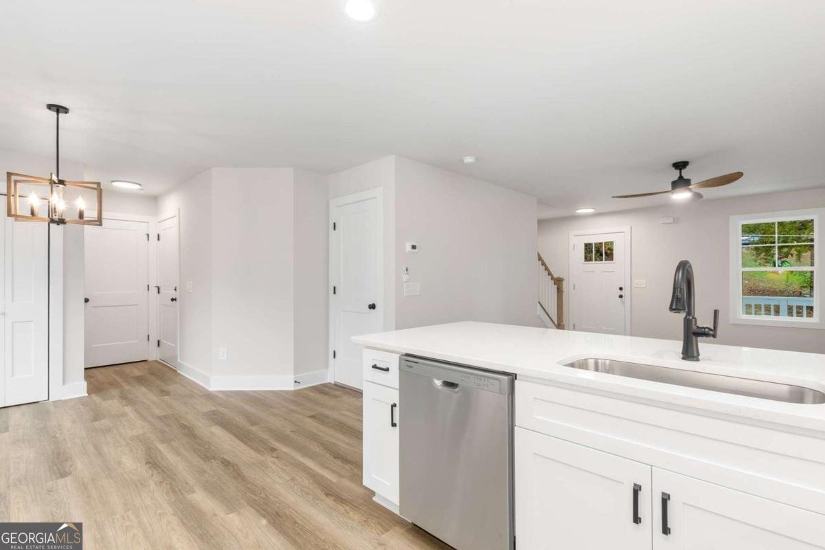 6035 Lakeside Court Gainesville - 11