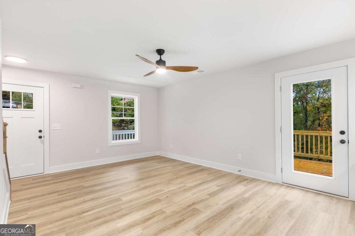 6035 Lakeside Court Gainesville - 6