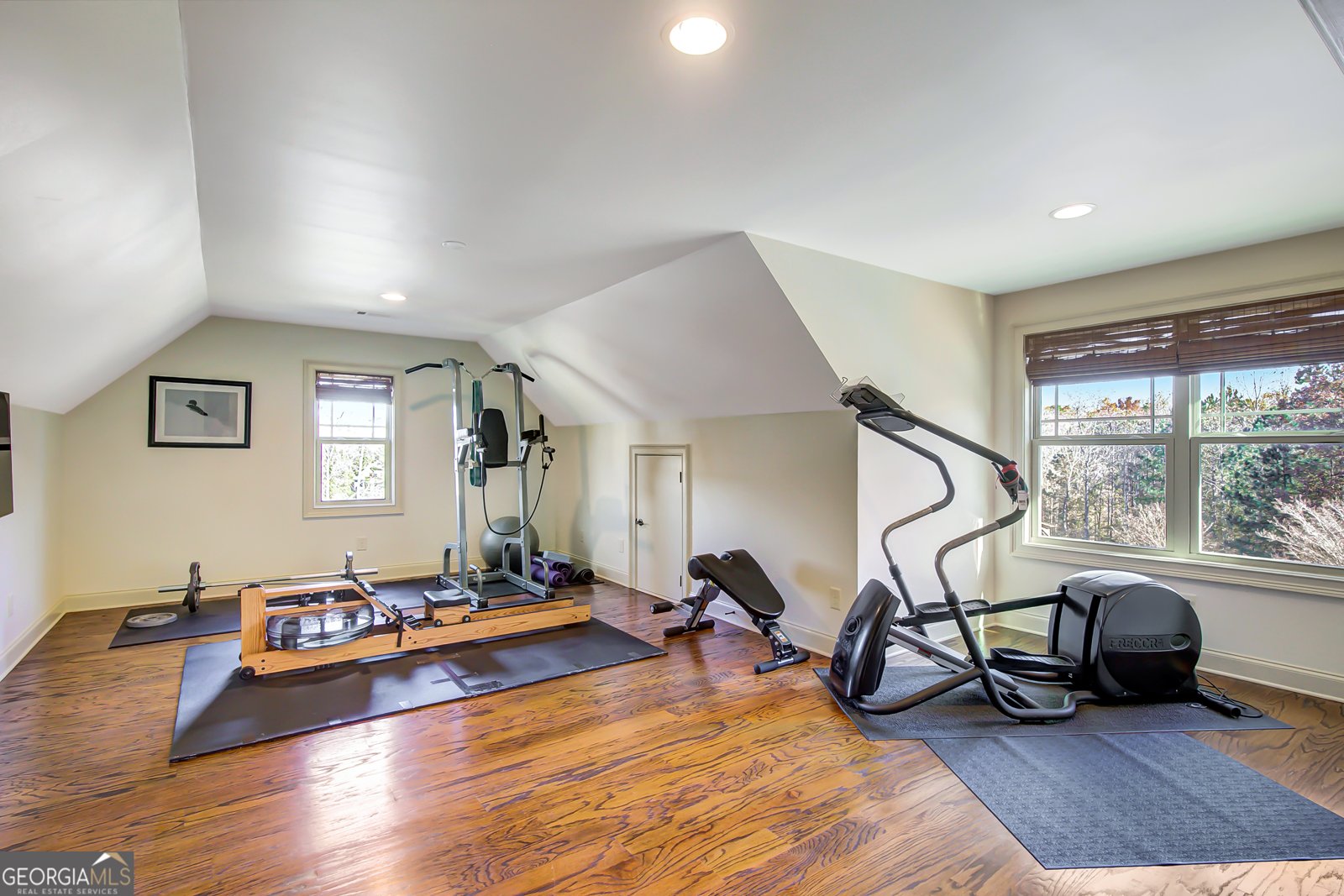 16 W Cove Drive Newnan - 77