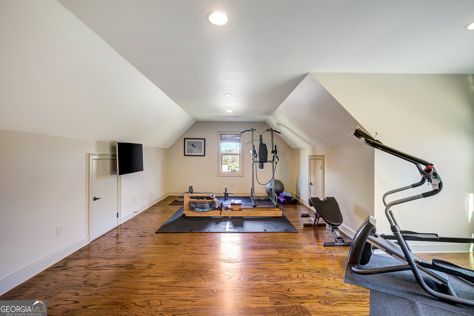 16 W Cove Drive Newnan - 80