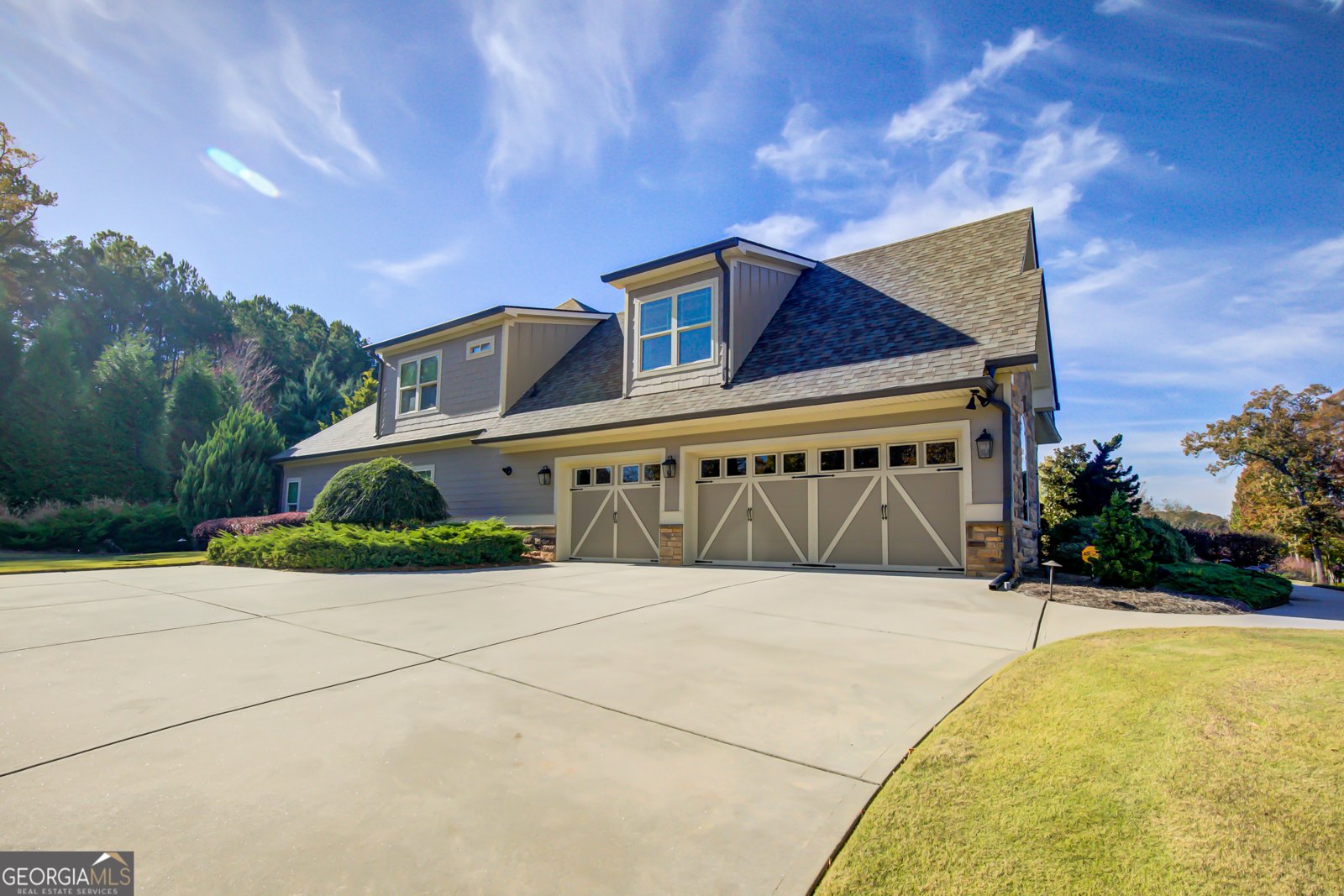 16 W Cove Drive Newnan - 82