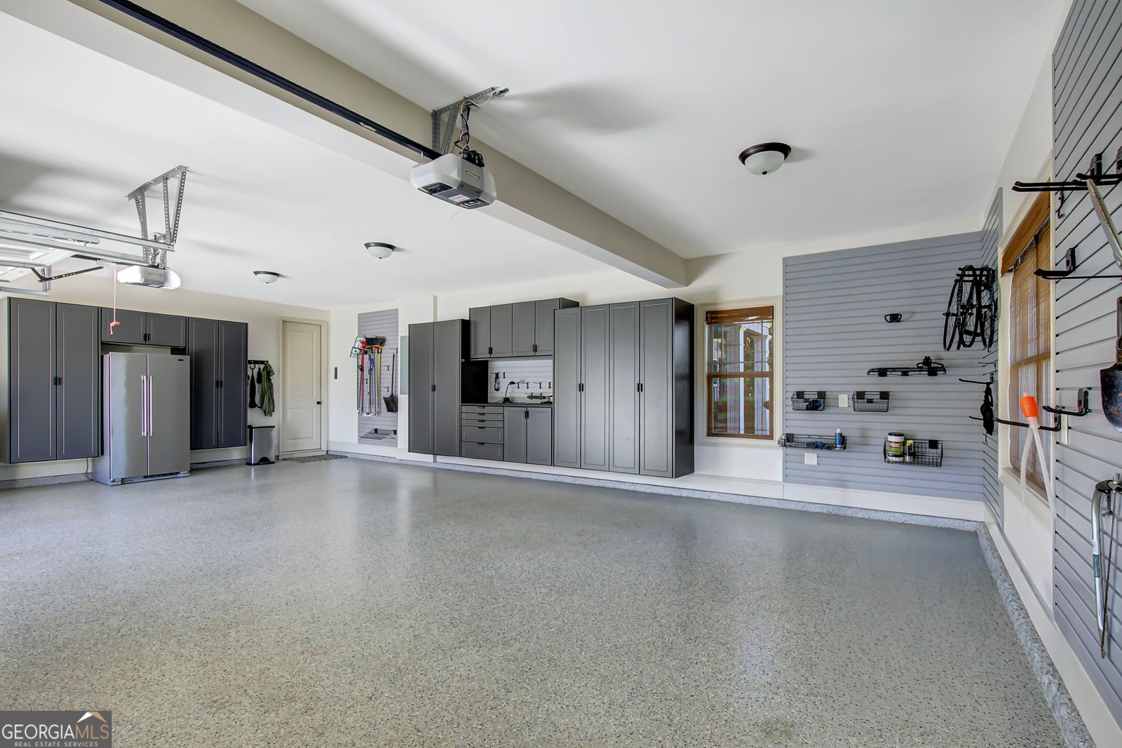 16 W Cove Drive Newnan - 85