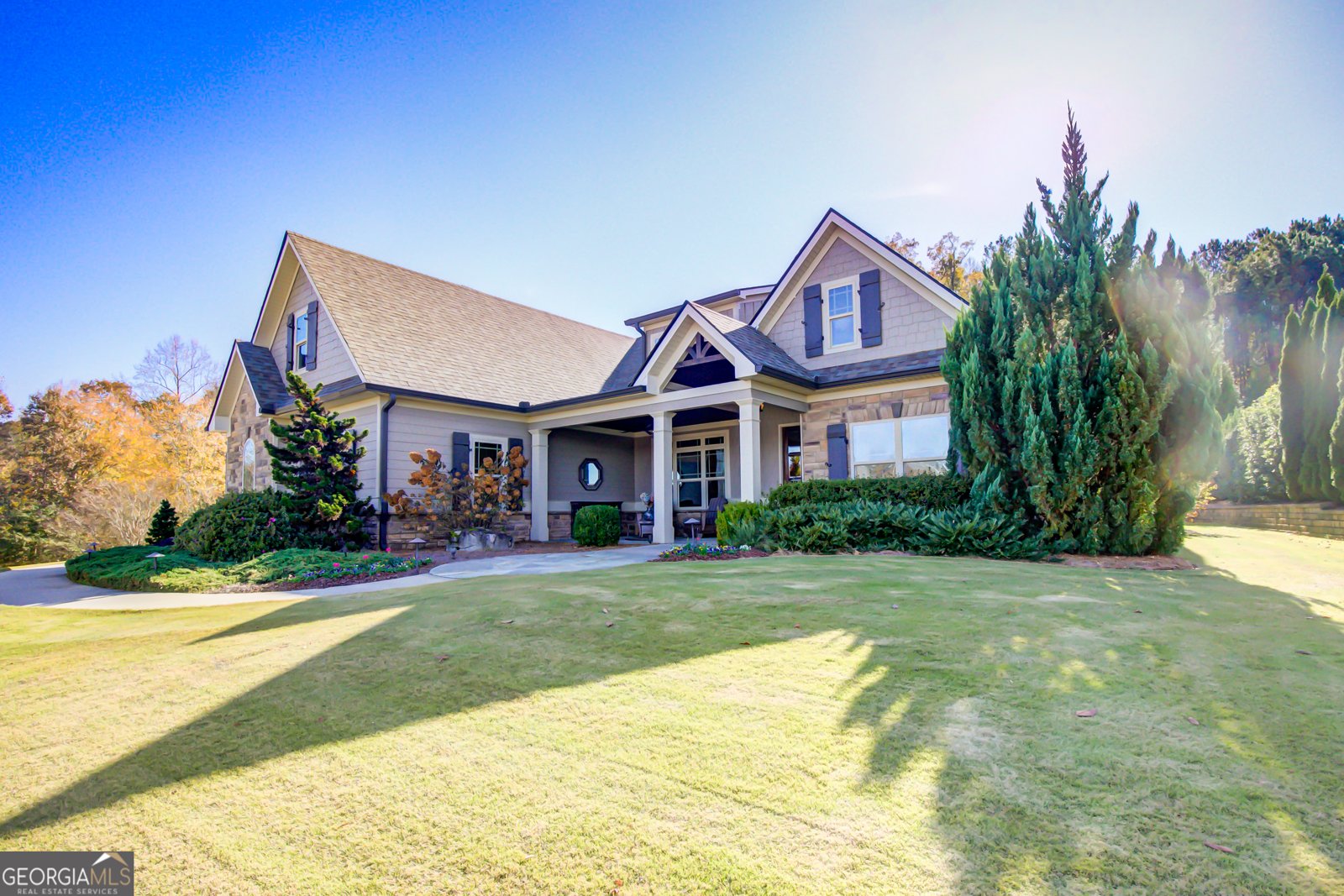 16 W Cove Drive Newnan - 90