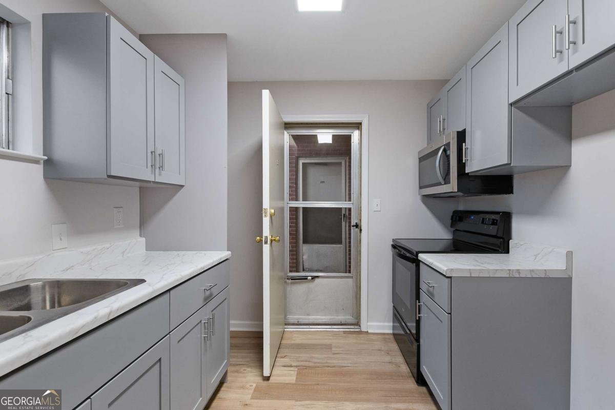 1111 Clairemont Avenue Decatur - 4