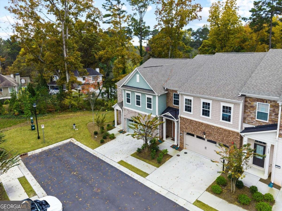 101 Holden Way Woodstock - 2