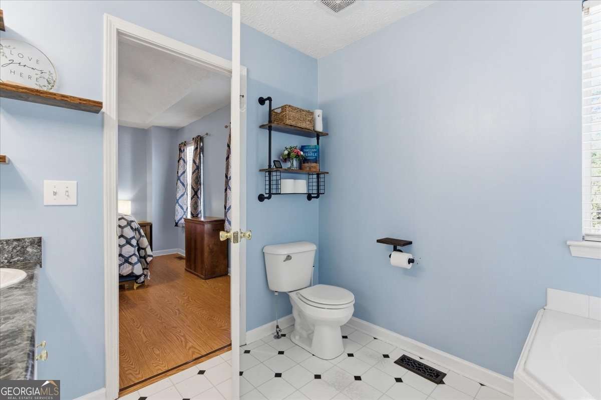 36 Battle Gate Lane Dallas - 21