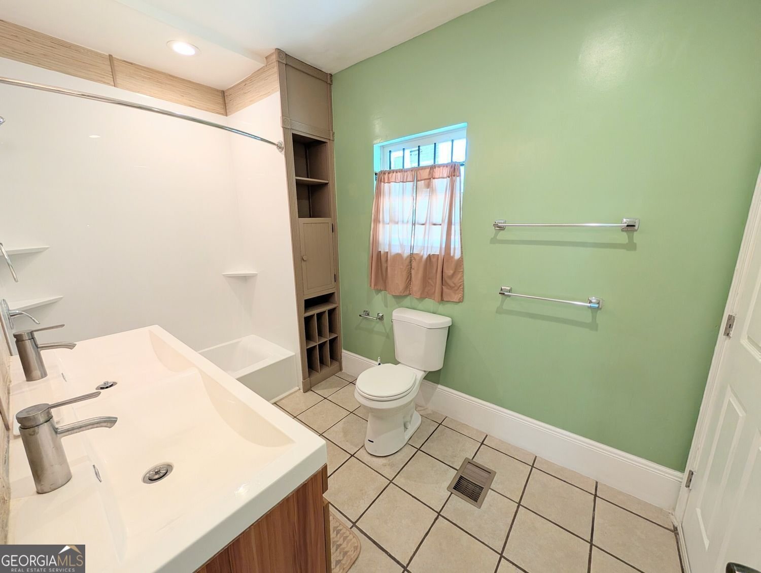 1541 North Avenue Atlanta - 19