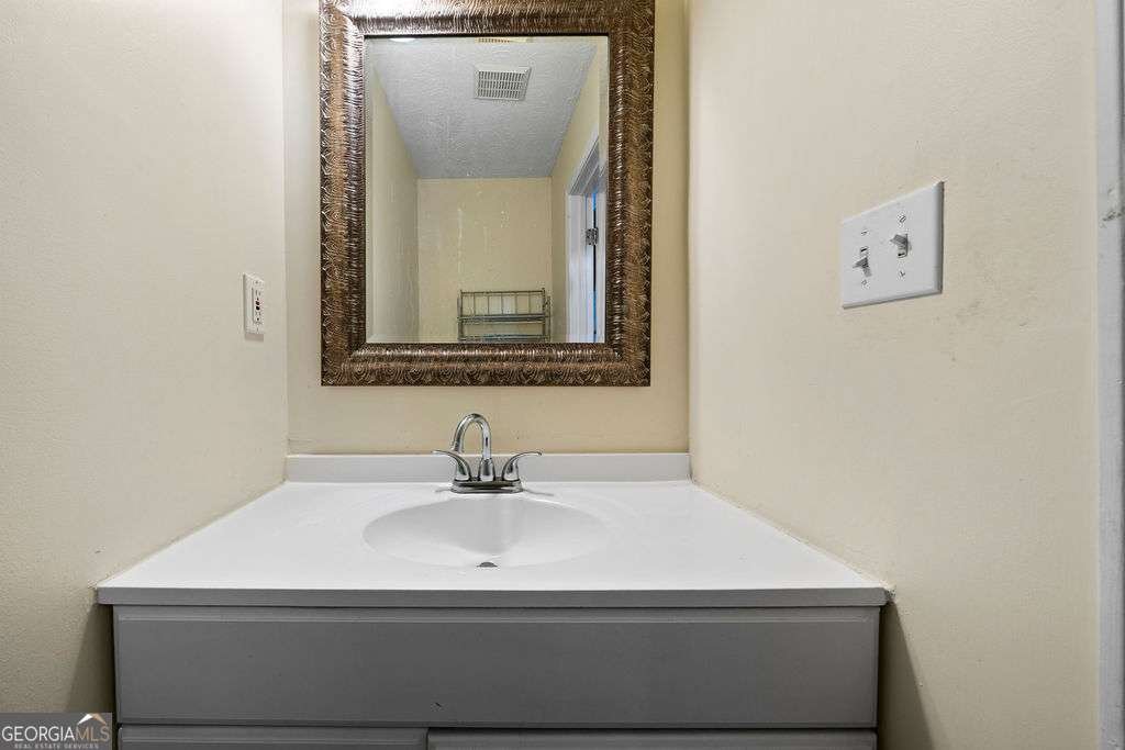 421 Broad Street Tallapoosa - 8