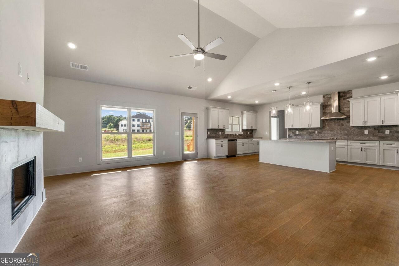 44 Palomino Circle Hoschton - 3